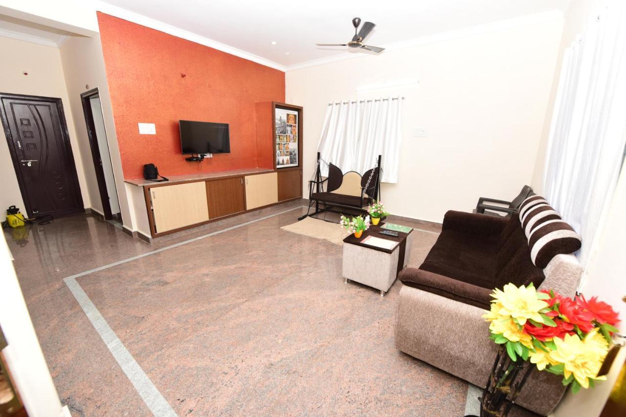Sree Service Apartments Tirupati Exteriér fotografie